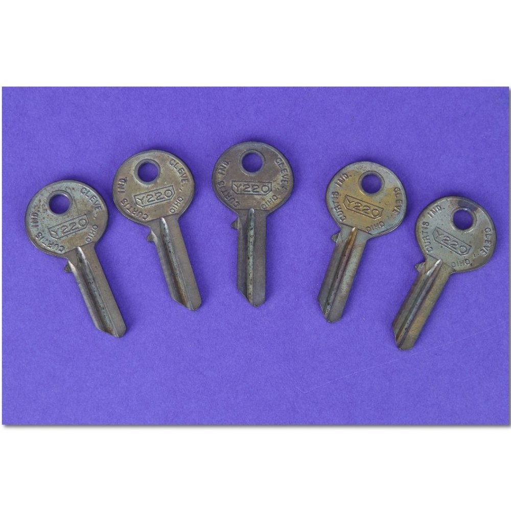 Lot of 5 NOS vintage 1950's Curtis Y-220 key blanks